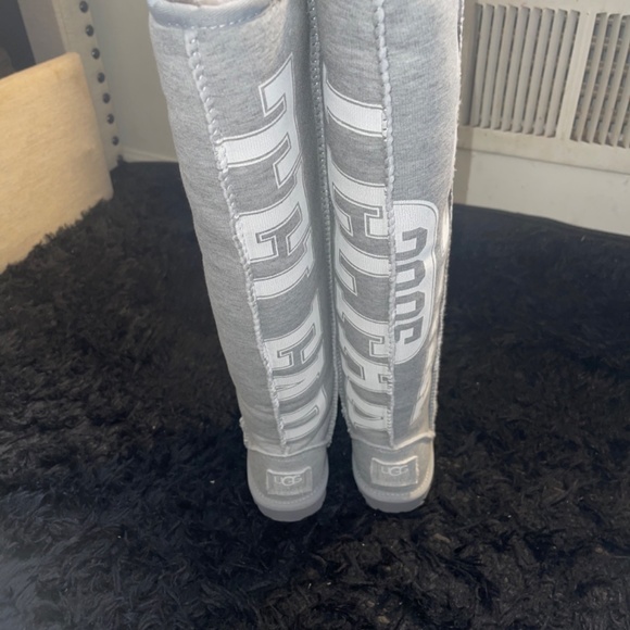 Telfar Ugg boots light grey - Picture 9 of 9